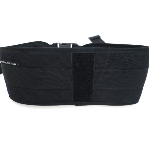 Mission Workshop R6 Arkiv Field Pack 20L Gray - Picture 8 of 9